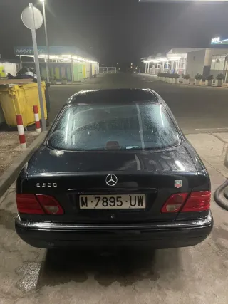 Mercedes-Benz Clase E 1997