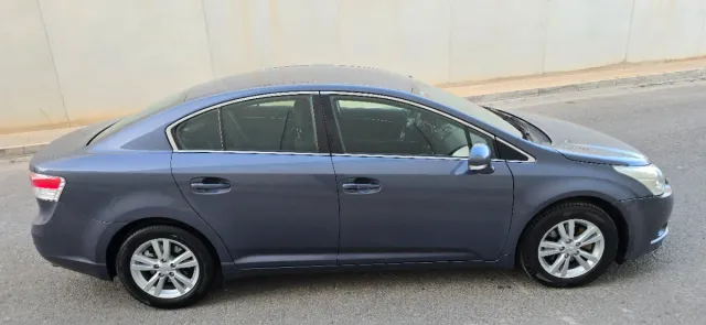 Toyota Avensis 2010