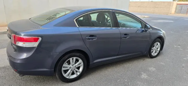 Toyota Avensis 2010