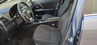 Toyota Avensis 2010