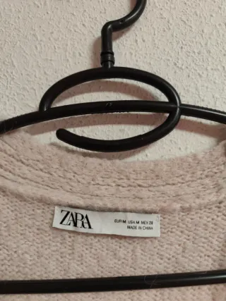 Chaqueta larga de chica talla M de Zara.