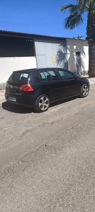Volkswagen Golf 2005