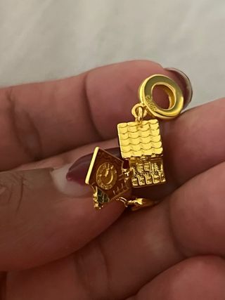 Charm Reloj Cucu Plata Baño Oro