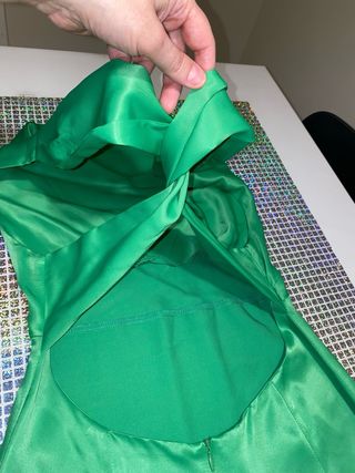 Vestido largo satinado verde Andalucía