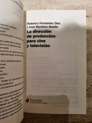 La dirección de producción para cine y televisión.