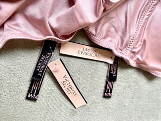 Conjunto lencería Victoria's Secret Rosa