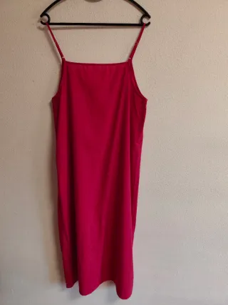 Vestido de chica talla L color Fucsia.