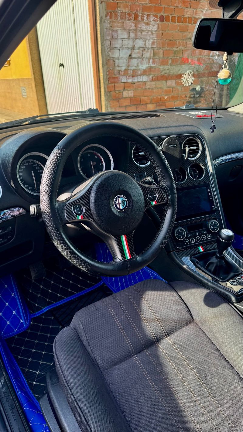 Alfa Romeo 159 2008 - foto 1