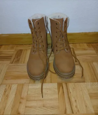 Botas marrones con forro