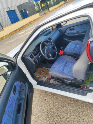 Nissan Almera 1998