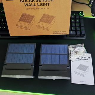 Luces Solares Exterior Ajustable de 90° con Sensor