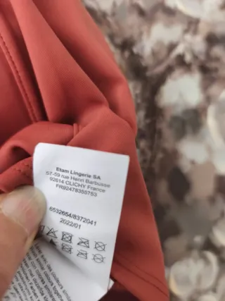 Top deportivo Etam color teja talla L