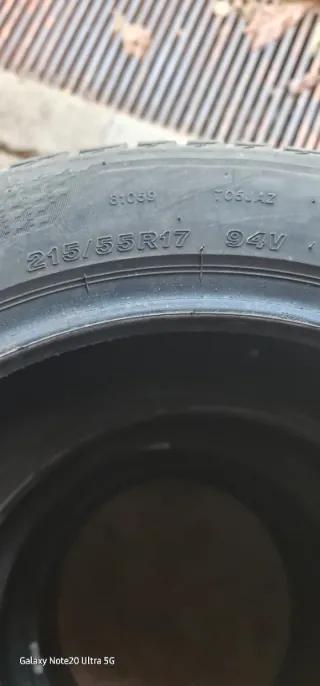 Neumáticos 215/55 R17