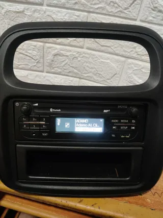 Radio Visteon Renault MP3, Bluetooth, USB.