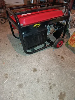 Generador GENTECH 5500 WATTS 3 horas uso