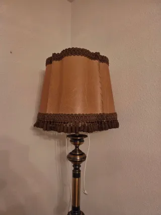 Lampada da terra vintage in metallo e tessuto