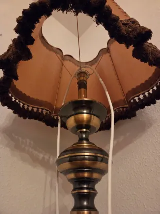 Lampada da terra vintage in metallo e tessuto
