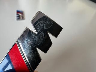 Pareja anagramas “M” originales aleta BMW tocados