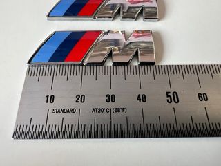 Pareja anagramas “M” originales aleta BMW tocados