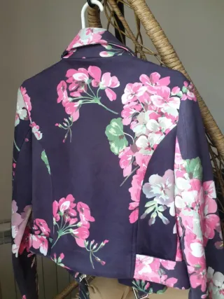 Chaqueta Teria Yabar Biker Floral Sin Uso