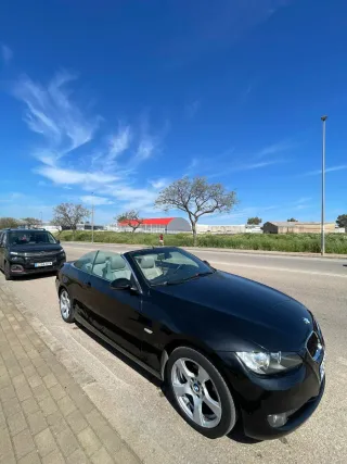 BMW 320i 2008