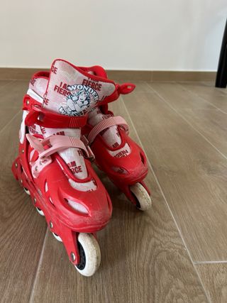 Patines Talla Ajustable Wonder Woman con su caja