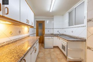 Piso en venta en Camino de Ronda - Rosaleda en Granada