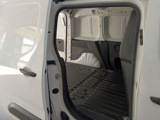 Toyota Proace City 1.5D GX Media 650kg 75 kW (102 CV)