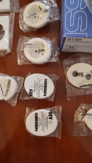 Niessen Tacto Marcos y Teclas Blanco