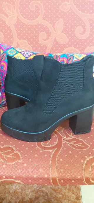 Botines negros Talla 38