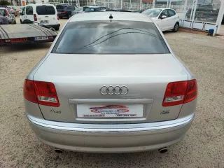 Audi A8 2004