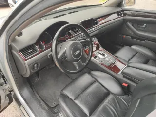 Audi A8 2004