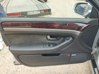 Audi A8 2004