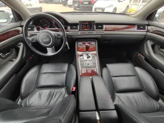 Audi A8 2004