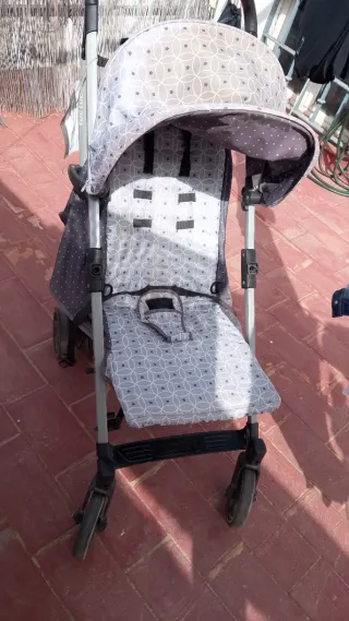 Silla de paseo Tuc Tuc gris