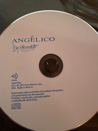 Cds vários do Tony Carreira e um do Angelico