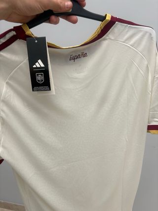 España 25/26!!! Me queda XL - M