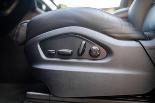 Porsche Cayenne 2024 E-HYBRID