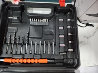 Taladro Atornillador Mellwin 21V con Accesorios