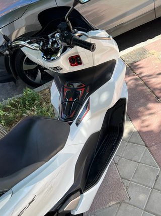 Honda PCX 125 2021 Blanca