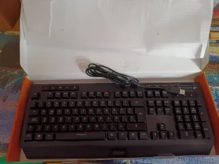 Teclado KROM RGB Lighting