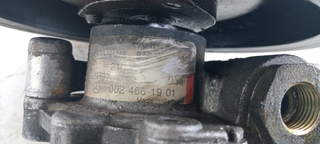 BOMBA DIRECCION MERCEDES-BENZ CLASE E (W210) BERL