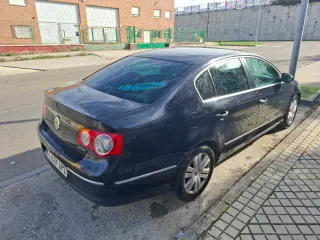 volkswagen passat  passat  2005