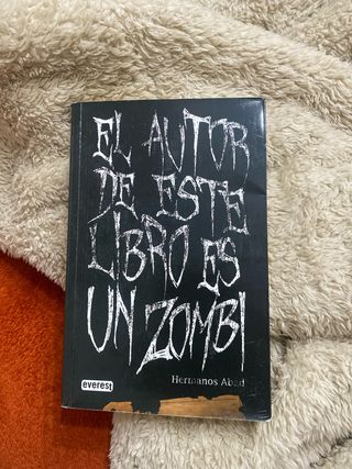 El autor de este libro es un zombi