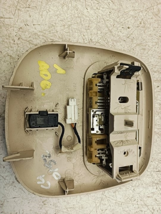 LUZ INTERIOR CITROEN C4 BERLINA 9HZDV6TED4 964833
