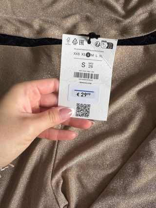 Conjunto top y pantalón brillante dorado