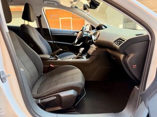 Peugeot 308 2015