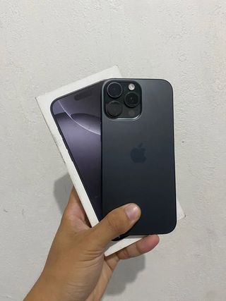 iPhone 16 Pro Max