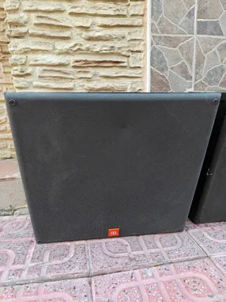 Altavoces JBL Professional - Sistema completo bar