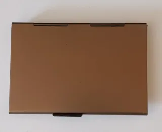 Pitillera Marrón y Dorada con Diseño